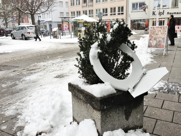 Sensation: Es schneit Klobrillen